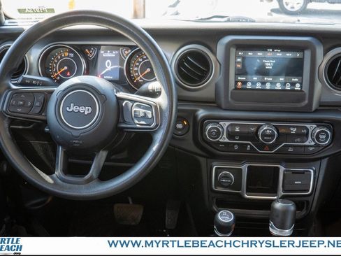 Certified 2023 Jeep Gladiator Sport image 14