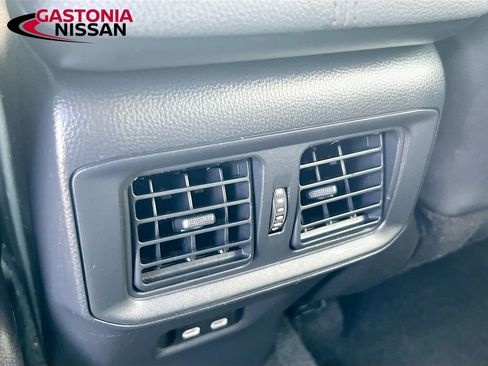 Used 2024 Toyota RAV4 Adventure image 34