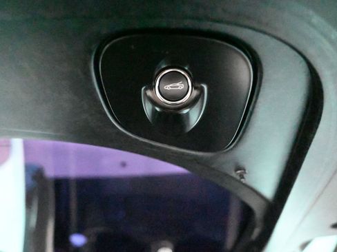 Used 2022 McLaren GT RWD image 78