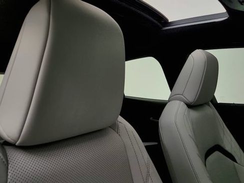 Used 2025 Lexus UX 300h FWD w/ Accessory Package (Z1) image 35