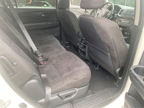 Used 2019 Honda Pilot LX image 11