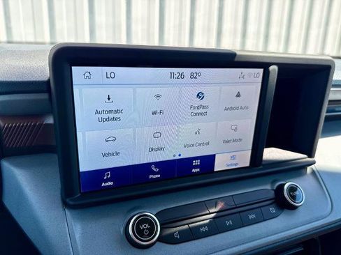 Certified 2022 Ford Maverick Lariat w/ Lariat Luxury Package AWD/4WD image 29