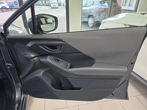 Used 2024 Subaru Crosstrek 2.0i Premium AWD/4WD image 18