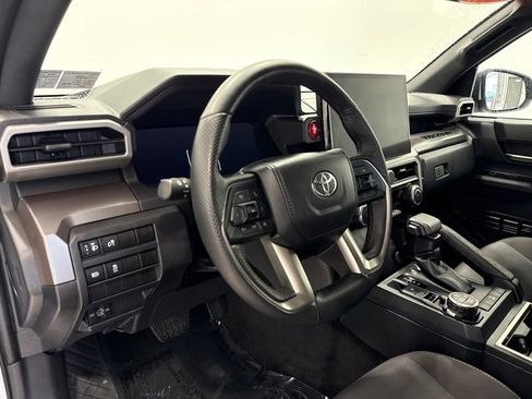 Used 2024 Toyota Tacoma TRD Off-Road AWD/4WD image 21