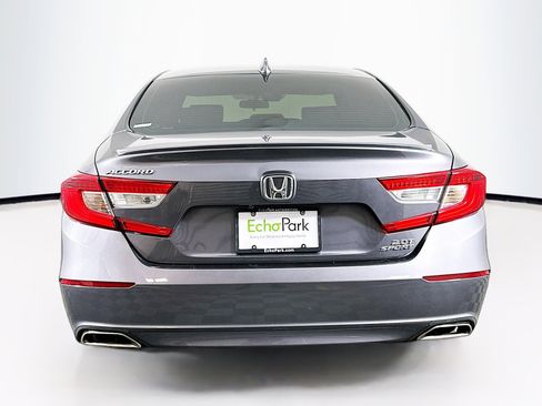 Used 2018 Honda Accord Sport image 7