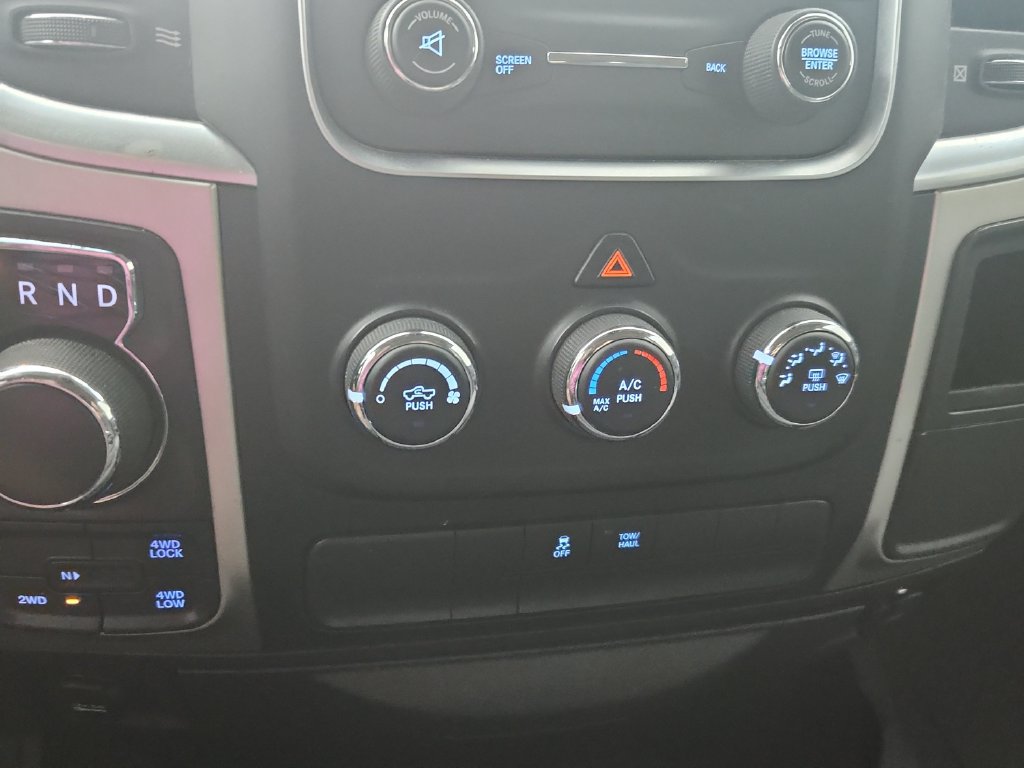 Certified 2020 RAM 1500 Classic SLT AWD/4WD image 10