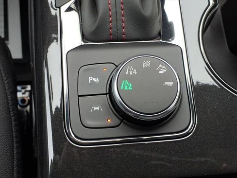 New 2025 Chevrolet Blazer RS w/ Driver Confidence II Package image 21