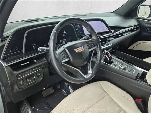 Used 2023 Cadillac Escalade ESV Sport w/ LPO, ONYX Package AWD/4WD image 10