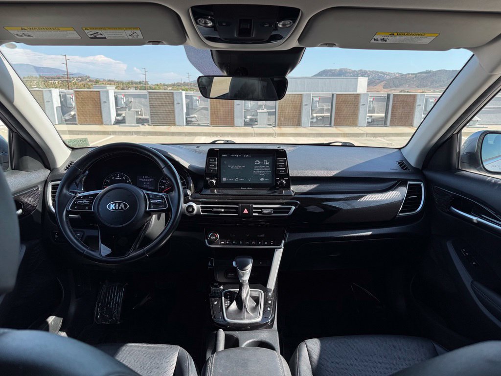 Used 2021 Kia Seltos EX AWD/4WD image 12