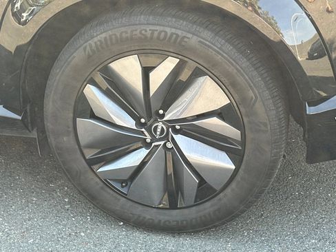Certified 2023 Nissan Ariya FWD image 4