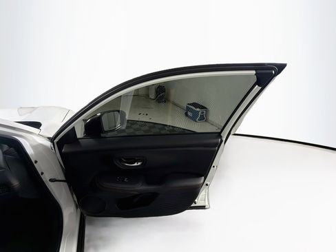Used 2023 Honda HR-V Sport image 30