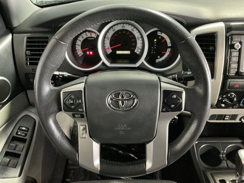 Used 2014 Toyota Tacoma PreRunner w/ TRD Sport Package image 24