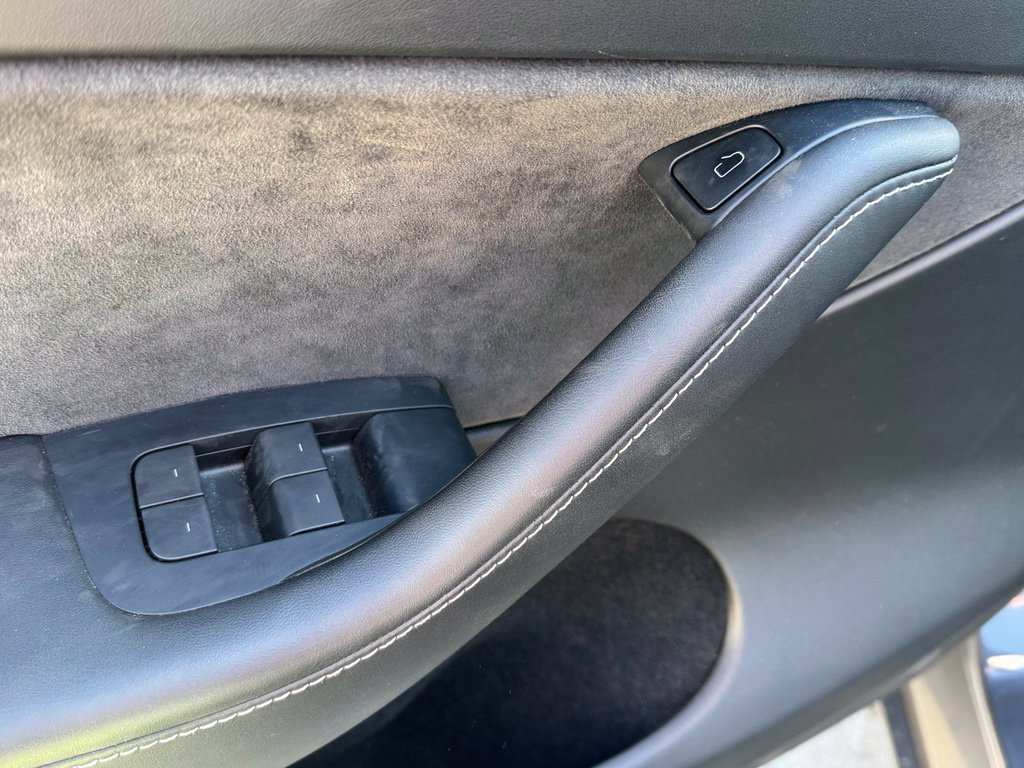 Used 2023 Tesla Model Y Long Range AWD/4WD image 10