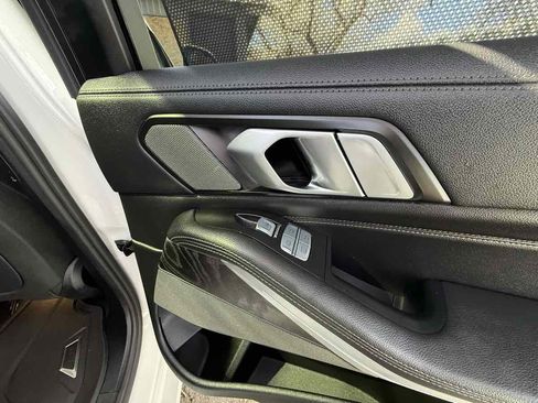 Used 2020 BMW X7 xDrive40i w/ Premium Package image 40