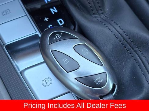 Used 2025 Hyundai Elantra SEL FWD image 18
