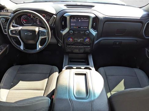 Used 2021 Chevrolet Silverado 1500 LT Trail Boss w/ Convenience Package II AWD/4WD image 16