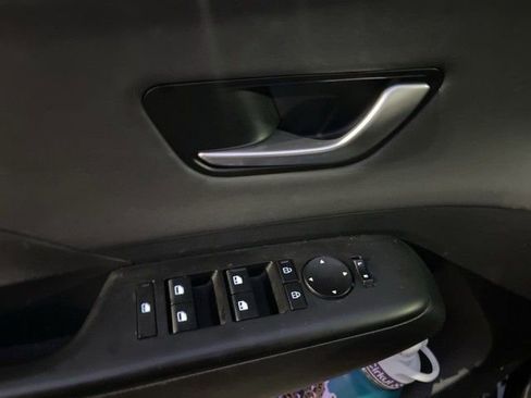 Used 2024 Hyundai Kona Limited FWD image 9