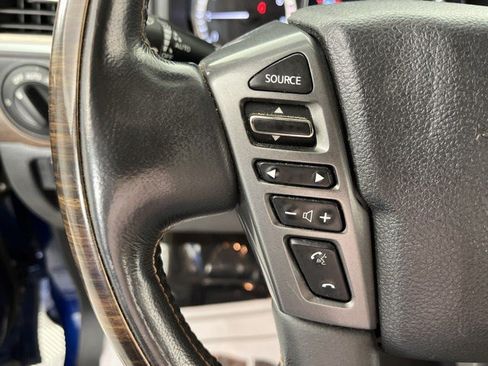 Used 2018 Nissan Titan Platinum Reserve RWD image 19