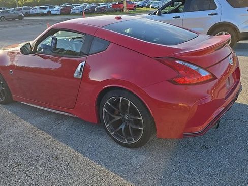 Used 2015 Nissan 370Z NISMO RWD image 4