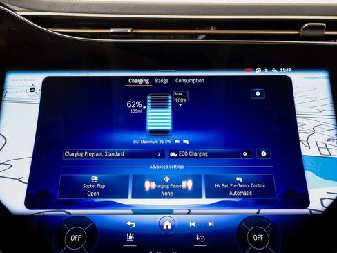 Used 2023 Mercedes-Benz EQS 580 4MATIC SUV image 13