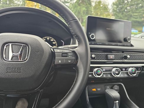 Used 2024 Honda Civic EX image 31