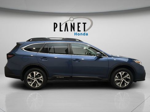 Used 2021 Subaru Outback Limited XT w/ Popular Package #2 AWD/4WD image 5