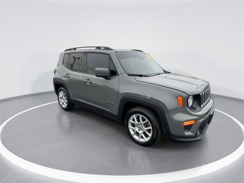 Used 2020 Jeep Renegade Latitude image 2
