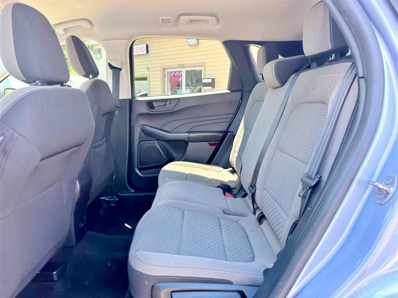Used 2022 Ford Escape SE AWD/4WD image 23