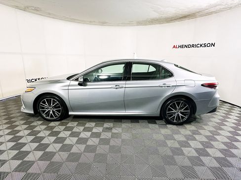 Certified 2023 Toyota Camry XLE image 6