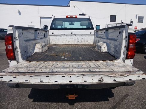 Used 2015 Chevrolet Silverado 2500 W/T AWD/4WD image 5