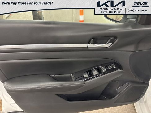 Used 2023 Nissan Altima 2.5 SV image 23