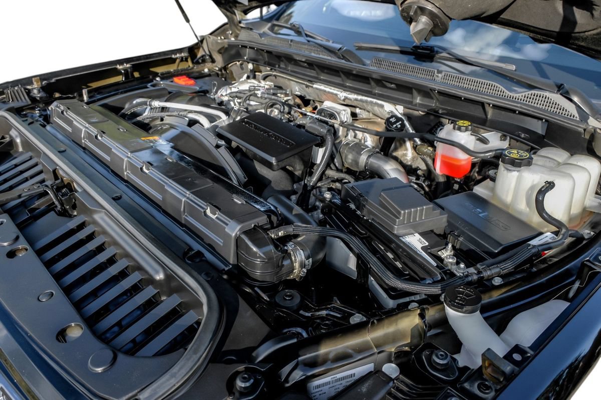 Used 2024 GMC Sierra 2500 Denali Ultimate AWD/4WD image 56