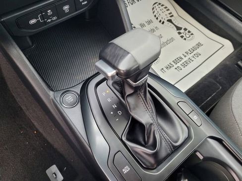 Used 2025 Kia K4 LXS image 16