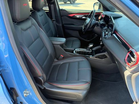 Used 2024 Chevrolet TrailBlazer RS w/ Convenience Package FWD image 34