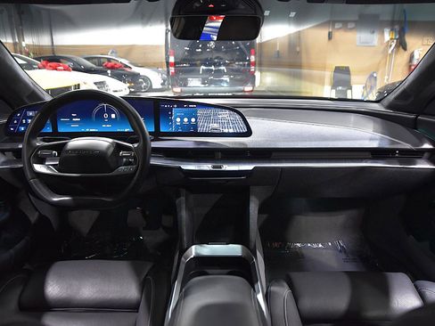 Used 2023 Lucid Air Touring AWD/4WD image 58