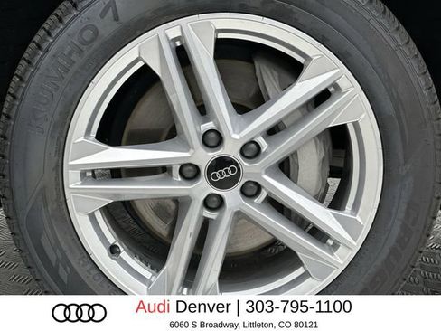 Certified 2024 Audi Q5 e Premium Plus w/ Premium Plus Package AWD/4WD image 11