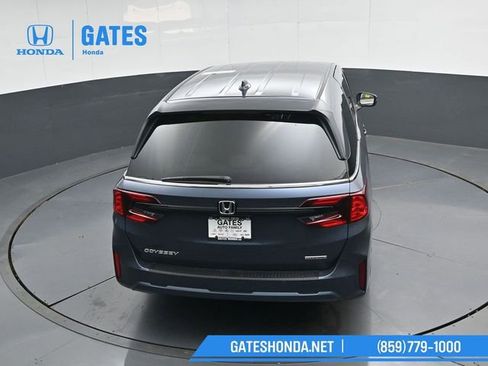 New 2026 Honda Odyssey Touring image 35