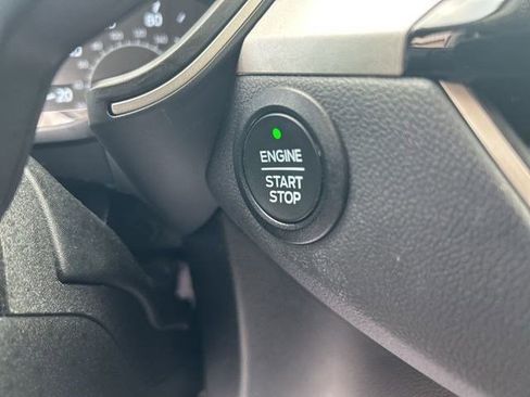 Used 2022 Ford Escape SE w/ Cold Weather Package AWD/4WD image 19