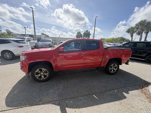 Used 2018 Chevrolet Colorado Z71 RWD image 4