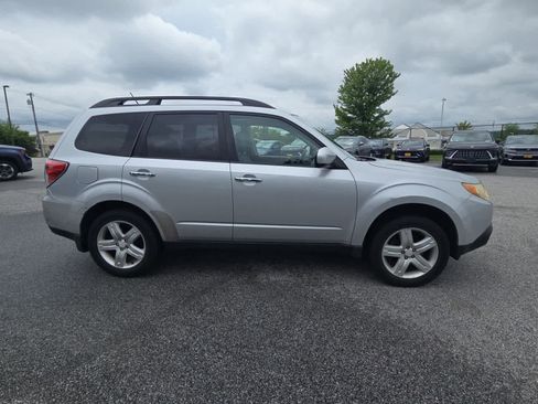 Used 2010 Subaru Forester 2.5X Limited AWD/4WD image 10