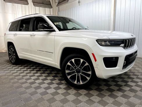 Used 2021 Jeep Grand Cherokee L Overland w/ Advanced Protech Group III AWD/4WD image 55