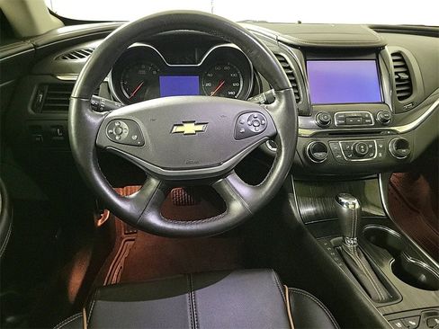 Used 2019 Chevrolet Impala Premier w/ Premier Convenience Package image 14