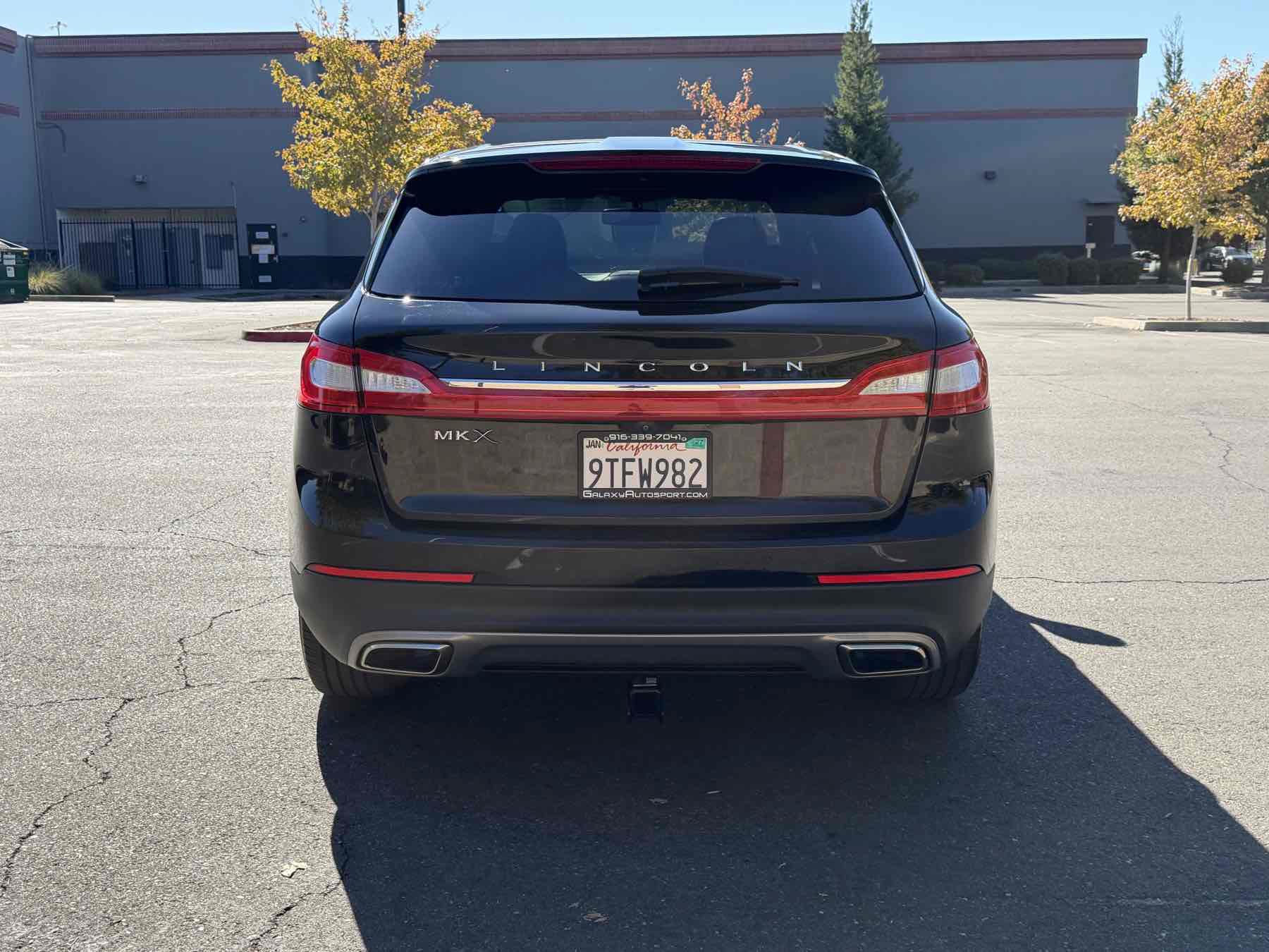 Used 2018 Lincoln MKX Reserve FWD image 6