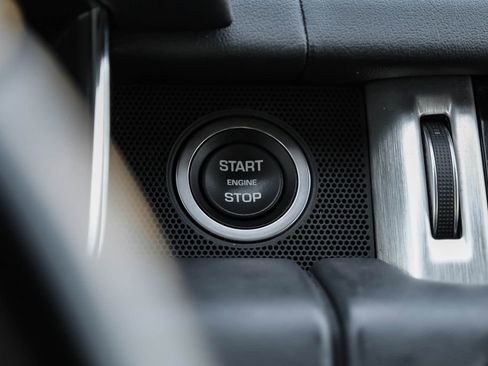 Used 2018 Land Rover Range Rover Supercharged image 19