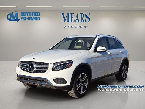 Used 2019 Mercedes-Benz GLC 300 w/ Premium Package image 1