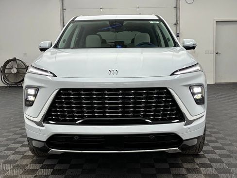 New 2026 Buick Enclave Avenir w/ Super Cruise Package image 17