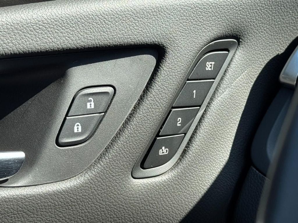 Used 2019 Buick Envision Essence AWD/4WD image 19