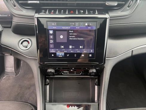 Certified 2023 Jeep Grand Cherokee L Laredo image 31