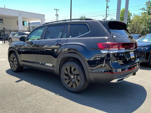 New 2026 Volkswagen Atlas SE AWD/4WD image 6