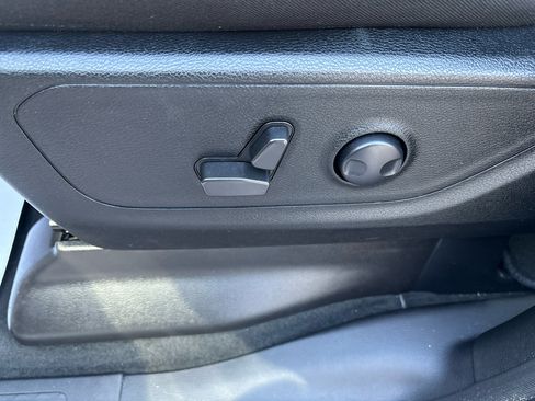 Used 2022 RAM 1500 Big Horn image 17